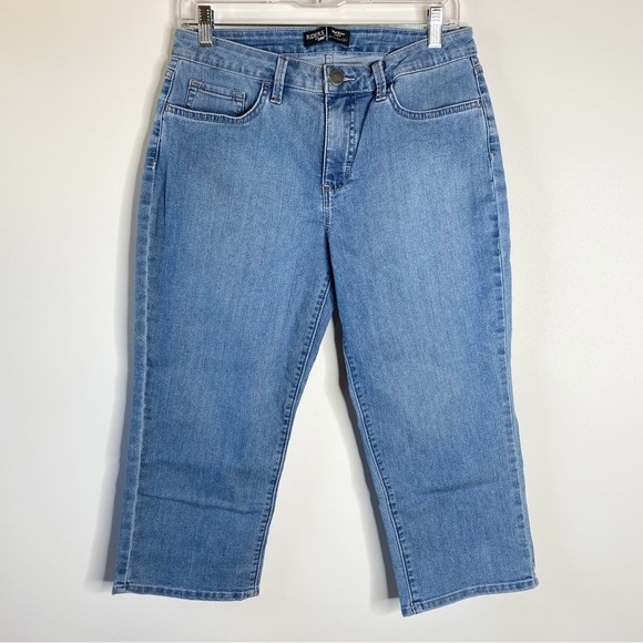 Riders by Lee Womens Capri Jeans Sz 8 Blue Medium Wash Mid-Rise Stretch Denim - Picture 1 of 10